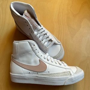 Size 6.5 Womens Nike Blazer Mid ‘77 Shoes NEW